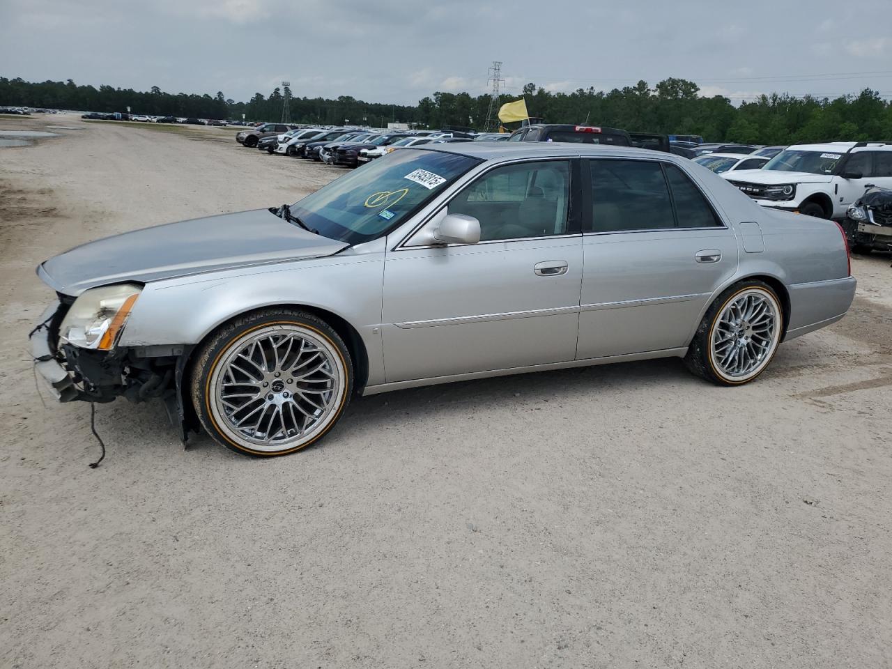 CADILLAC DTS 2008