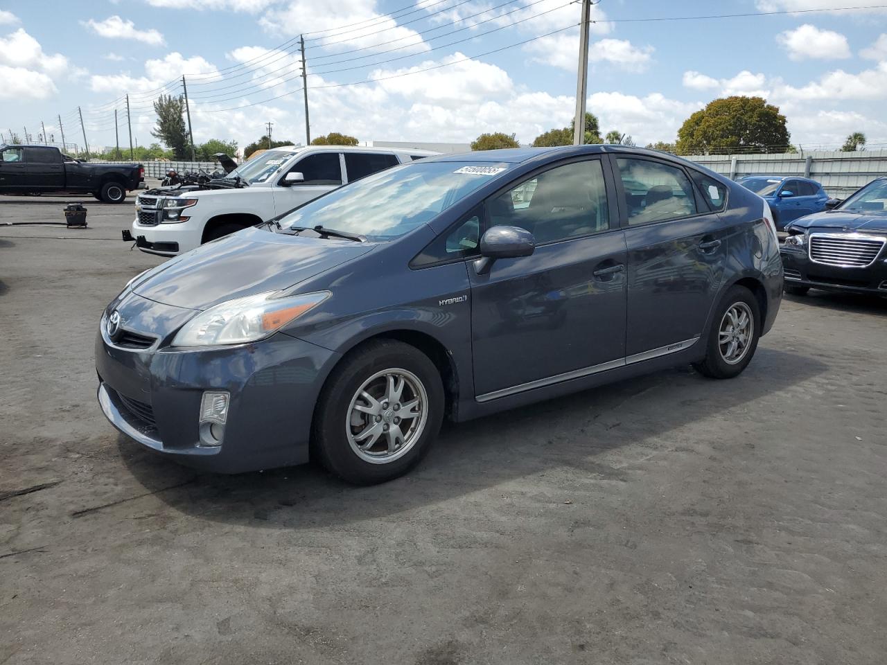 TOYOTA PRIUS 2011
