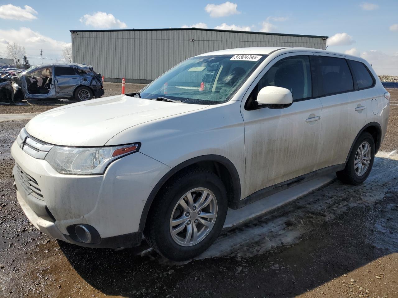 MITSUBISHI OUTLANDER 2015
