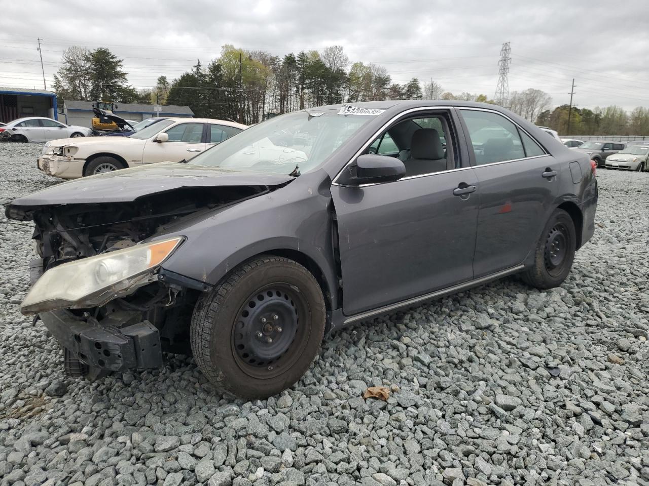 TOYOTA CAMRY L 2014