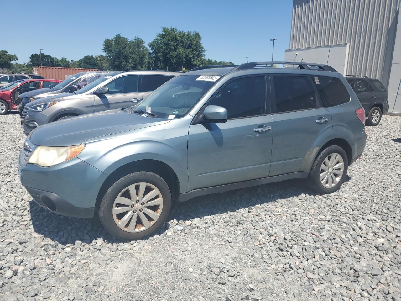 SUBARU FORESTER L 2011