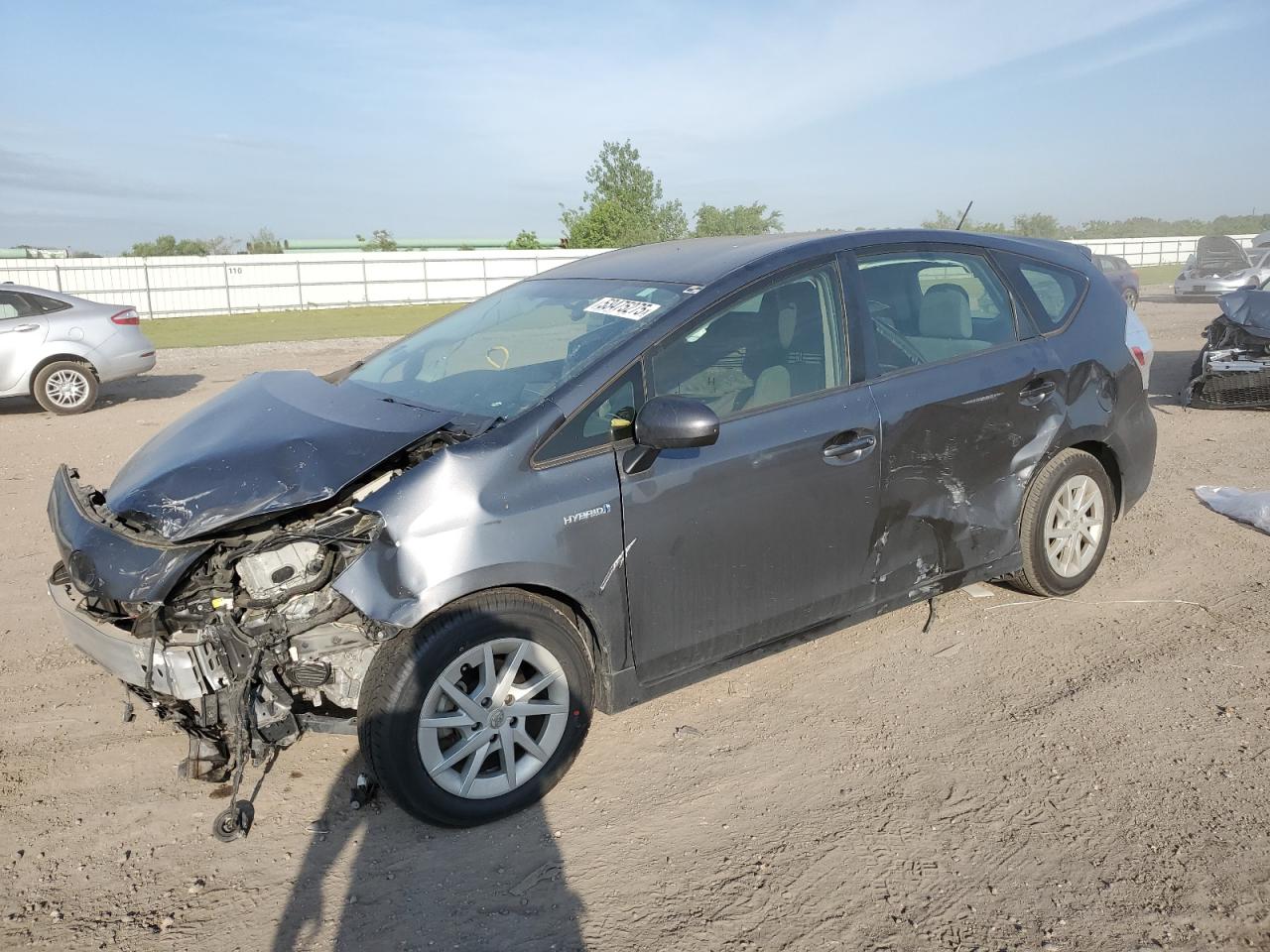 TOYOTA PRIUS V 2012