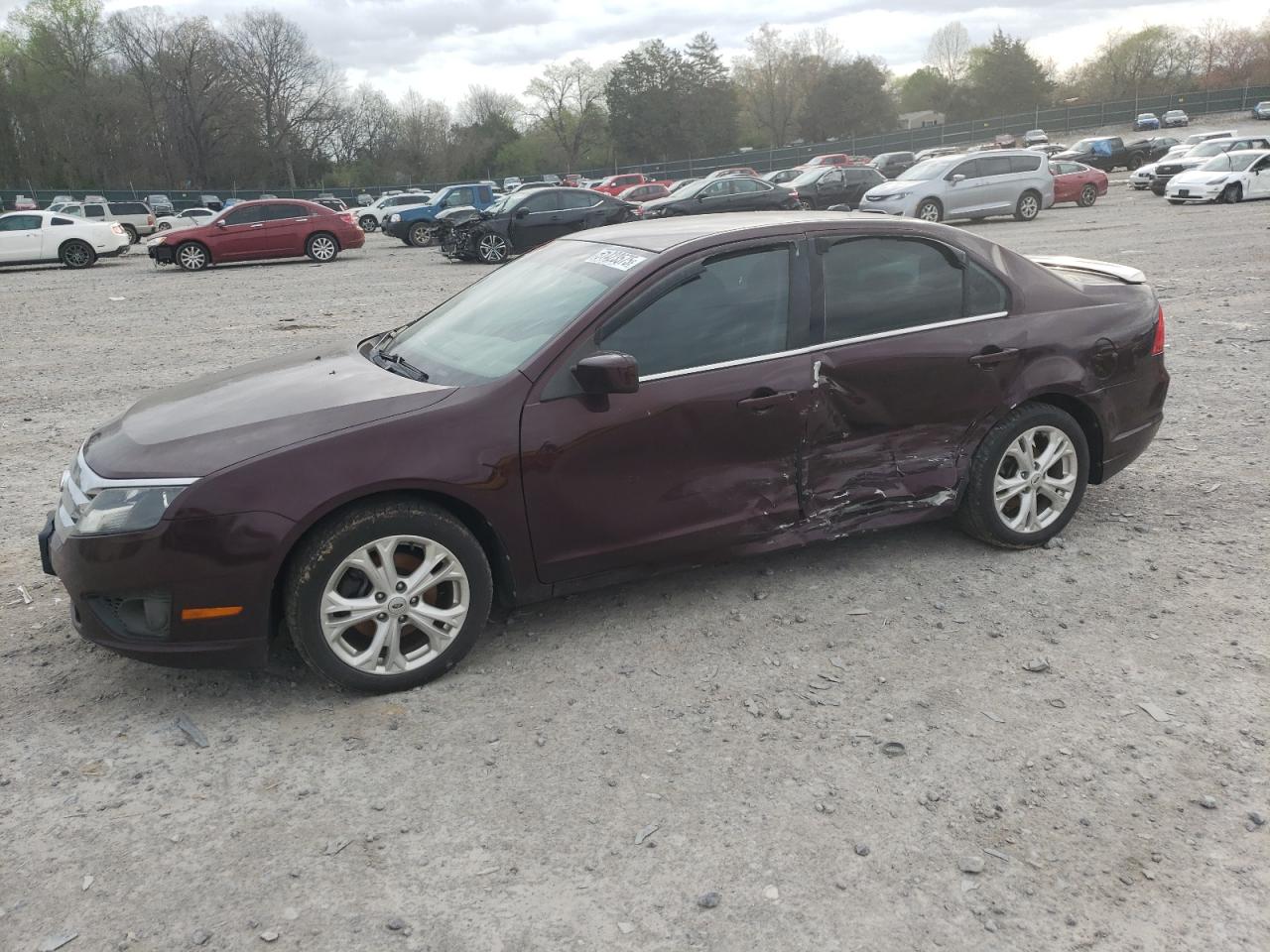 FORD FUSION SE 2012