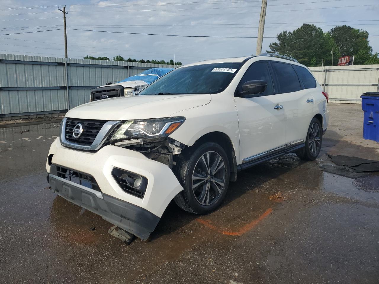 NISSAN PATHFINDER 2017