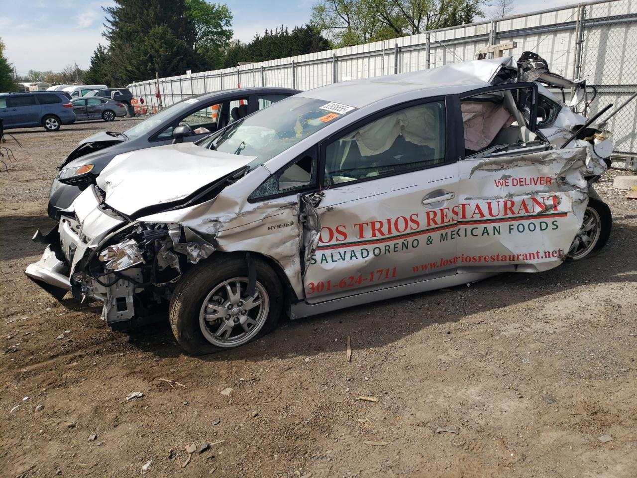 TOYOTA PRIUS 2011