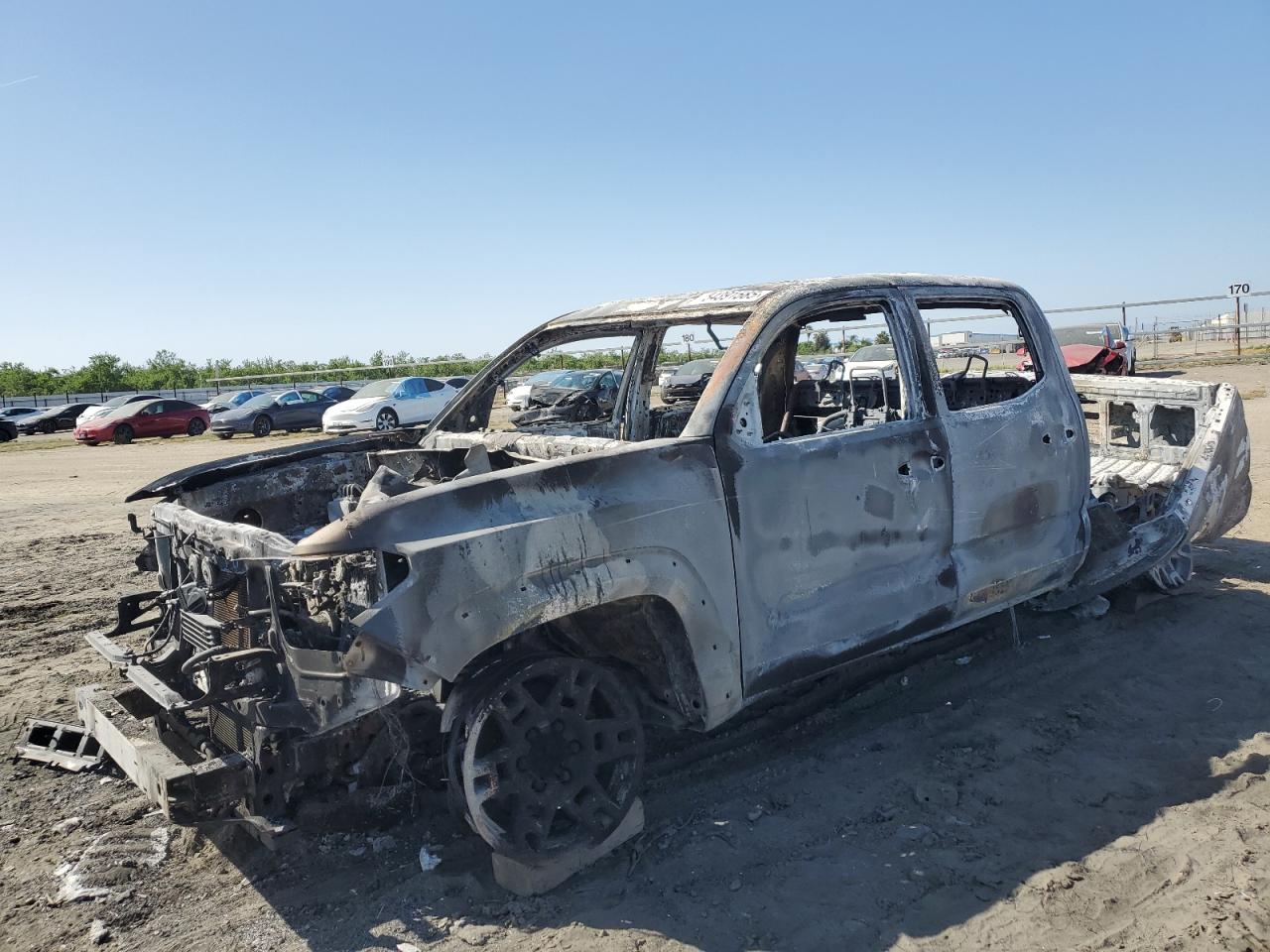 TOYOTA TACOMA DOU 2017