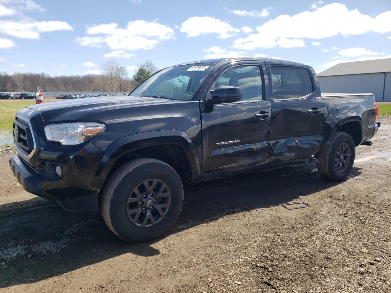 TOYOTA TACOMA DOU 2023