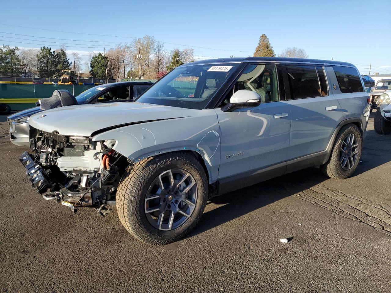 RIVIAN R1S ADVENT 2025