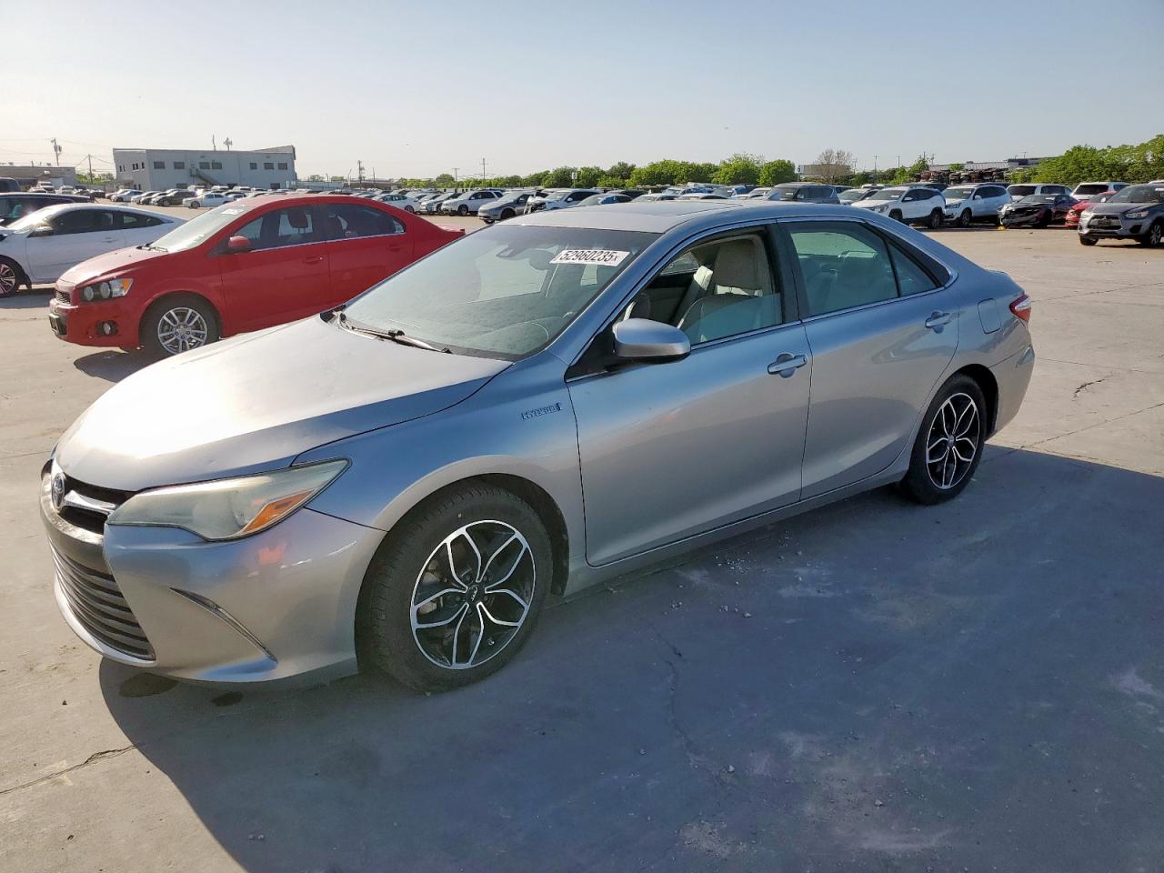 TOYOTA CAMRY HYBR 2016