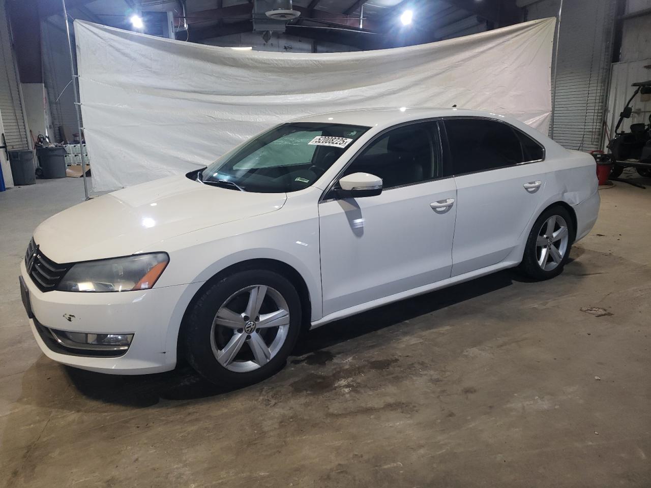 VOLKSWAGEN PASSAT S 2015