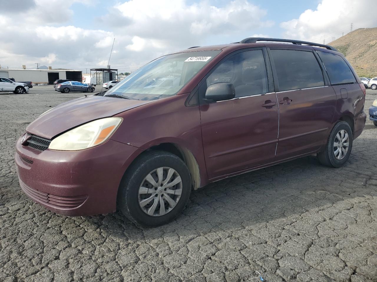 TOYOTA SIENNA CE 2005