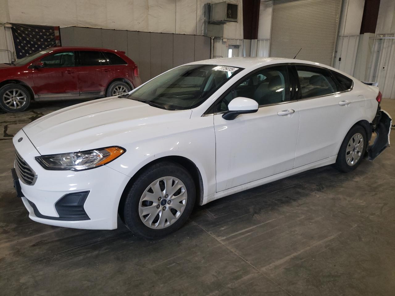 FORD FUSION S 2019