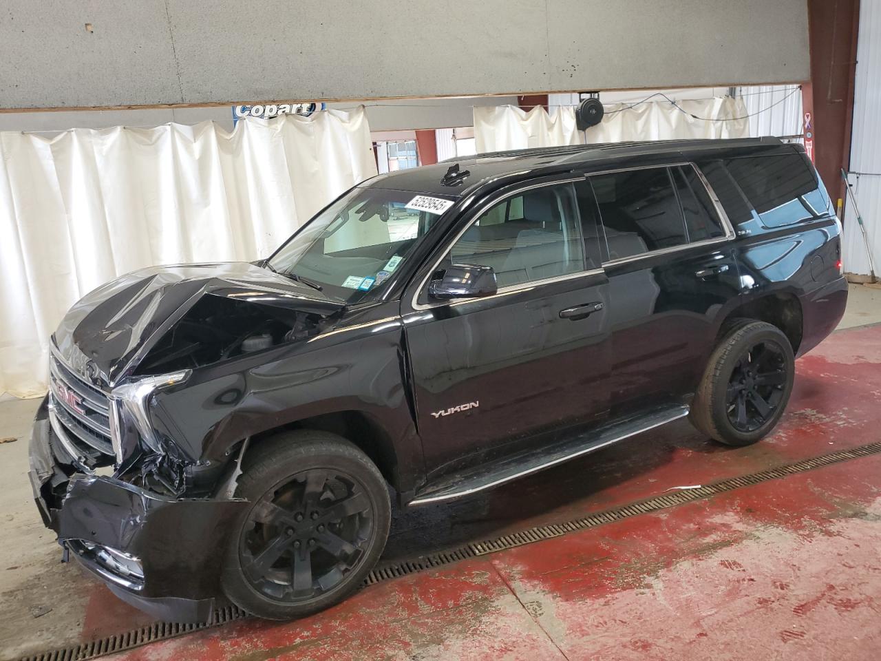 GMC YUKON SLE 2019
