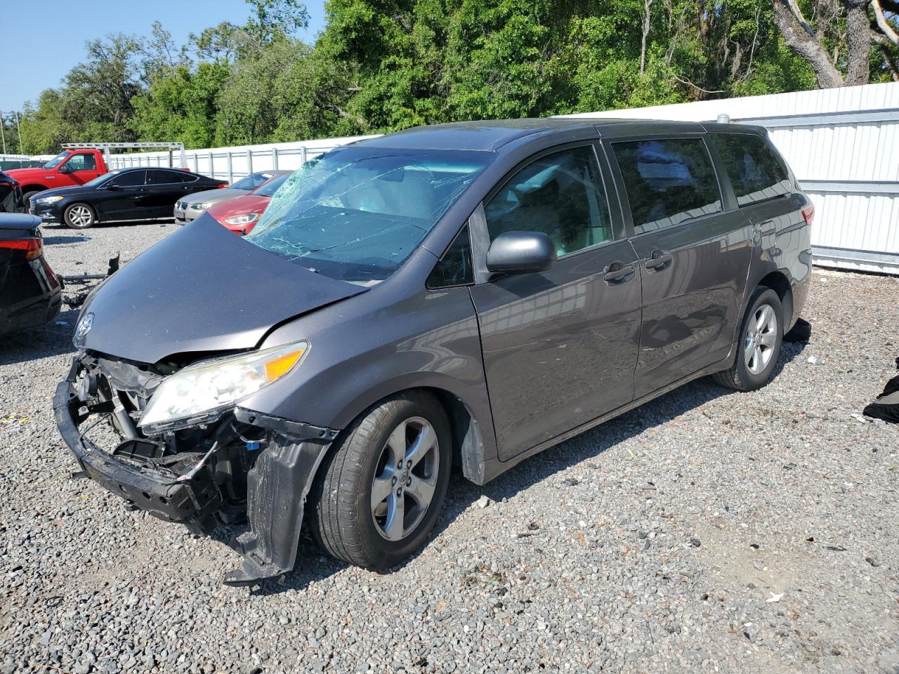 TOYOTA SIENNA 2015