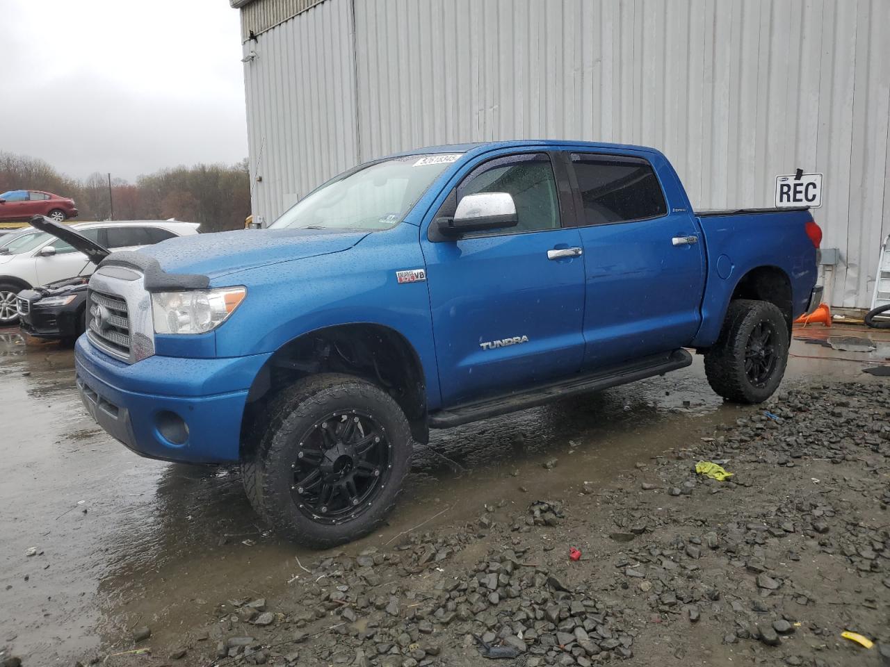 TOYOTA TUNDRA CRE 2008