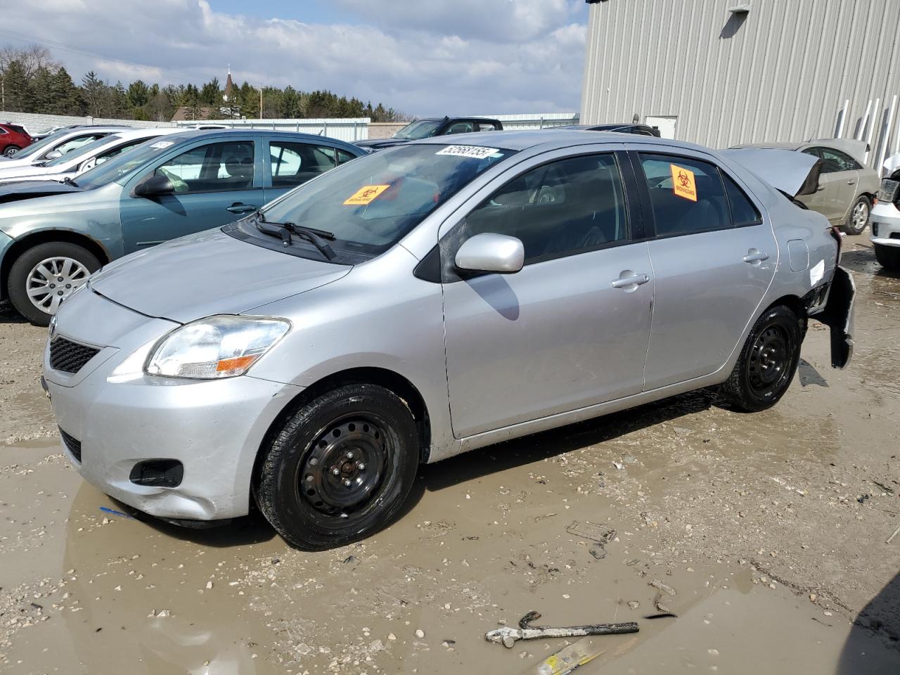 TOYOTA YARIS 2012