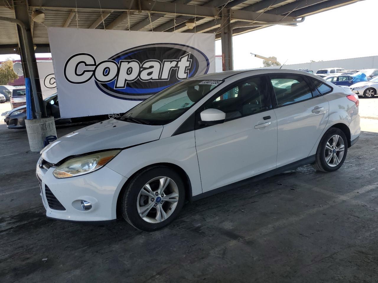 FORD FOCUS SE 2012