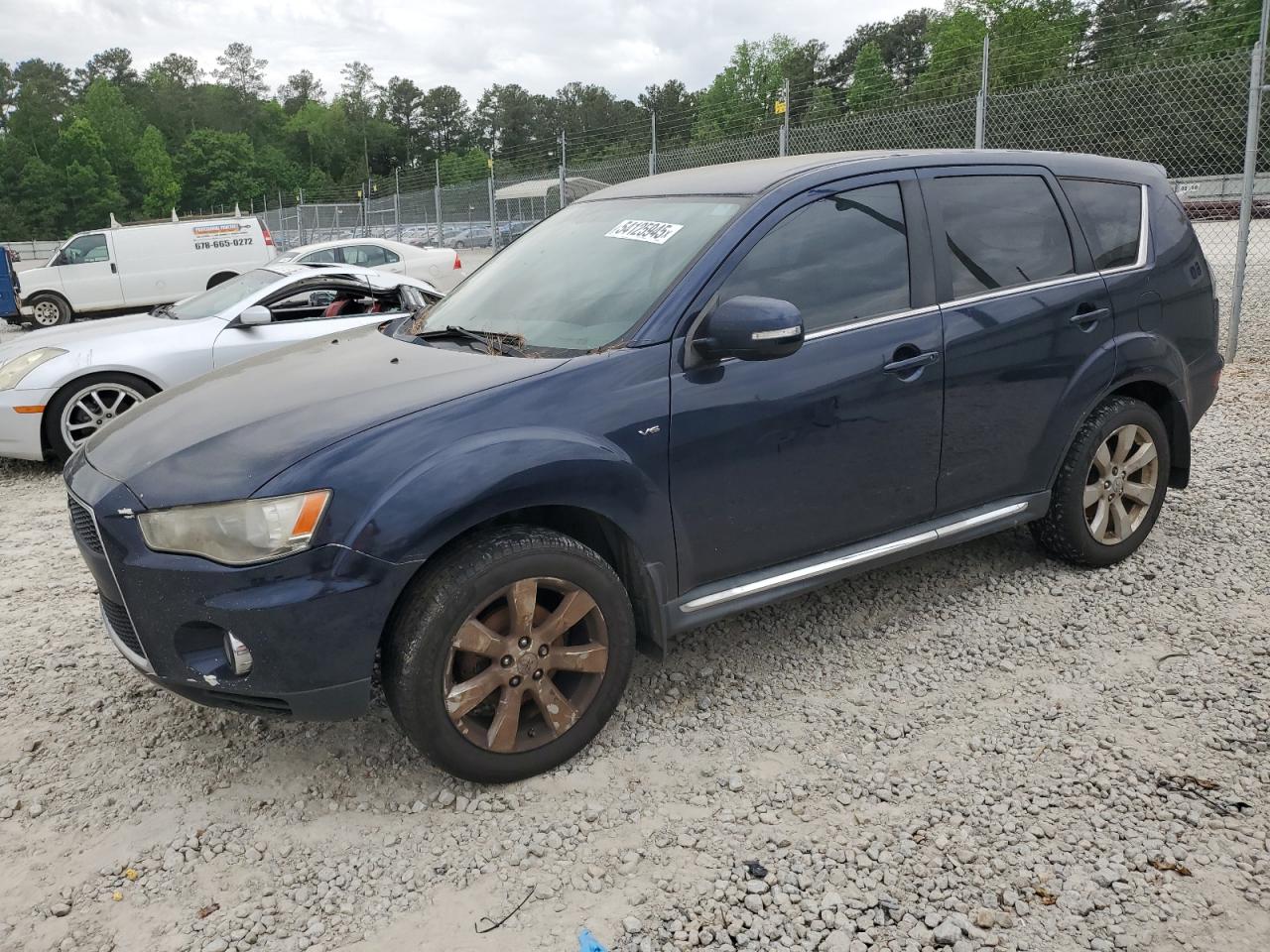 MITSUBISHI OUTLANDER 2011