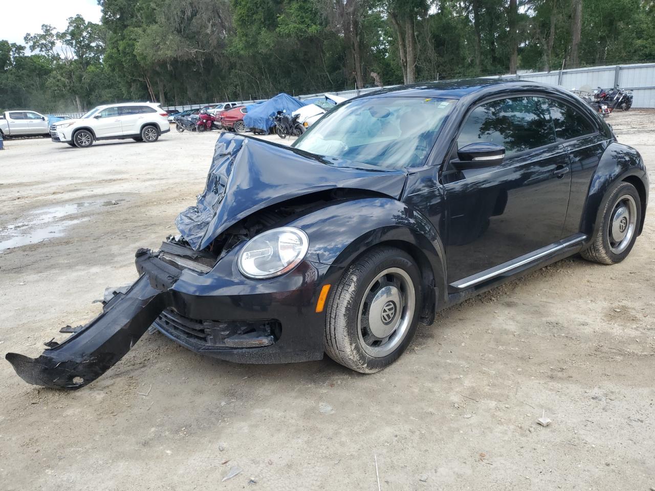 VOLKSWAGEN BEETLE 1.8 2016