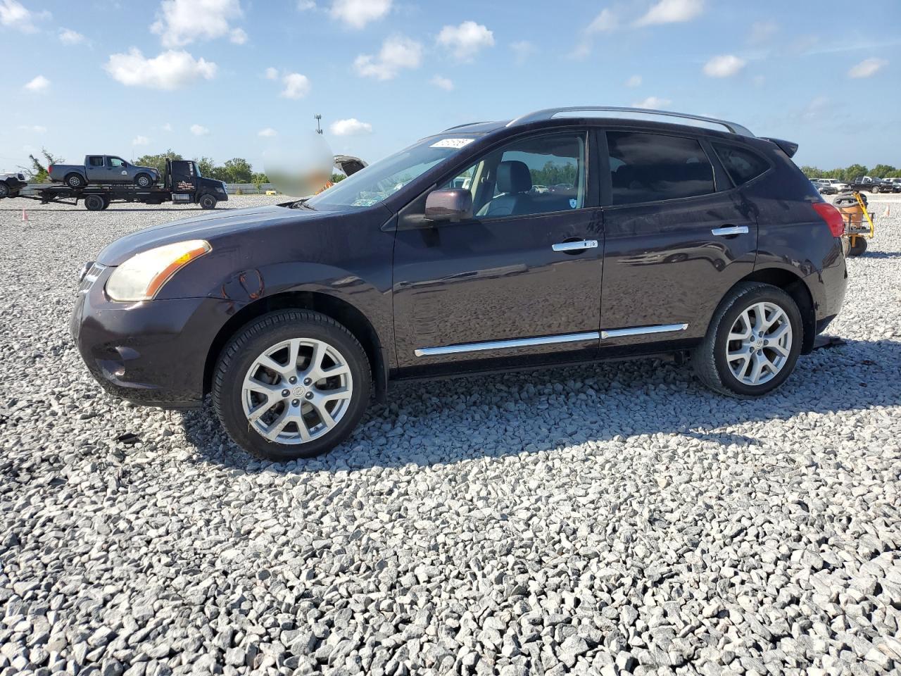 NISSAN ROGUE S 2012