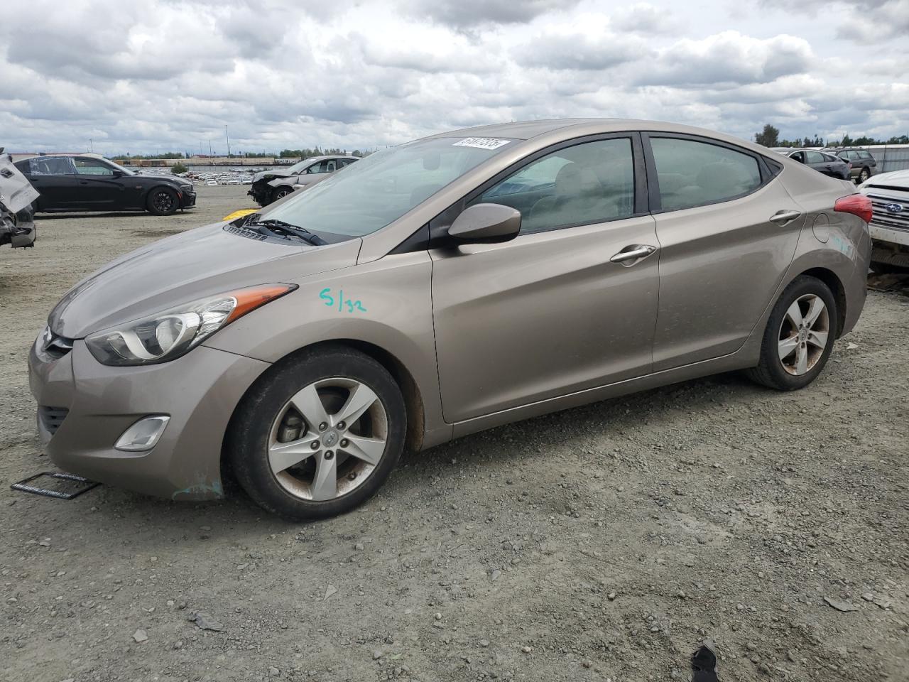HYUNDAI ELANTRA GL 2013