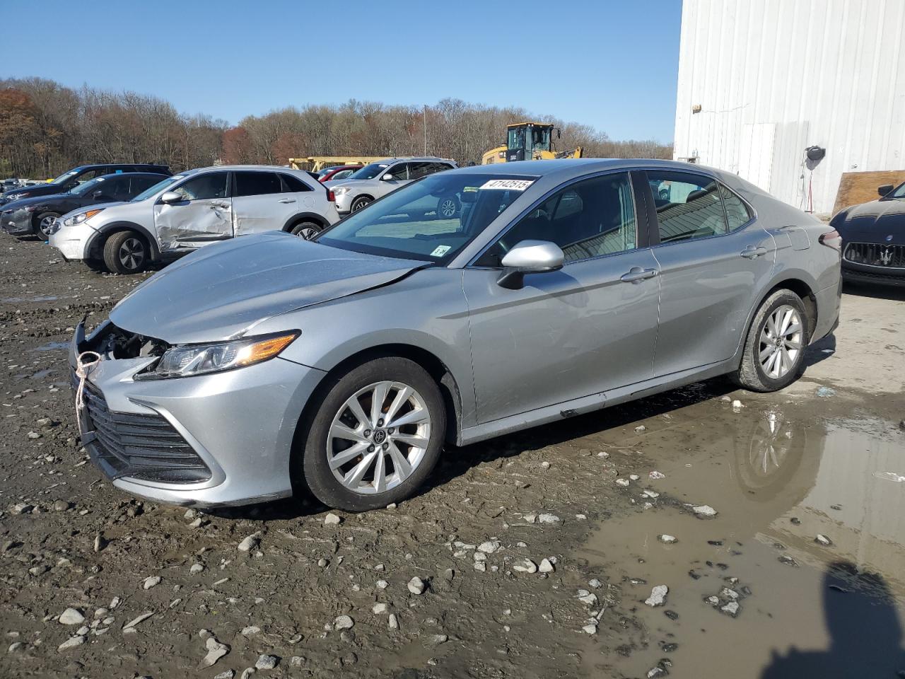 TOYOTA CAMRY LE 2021