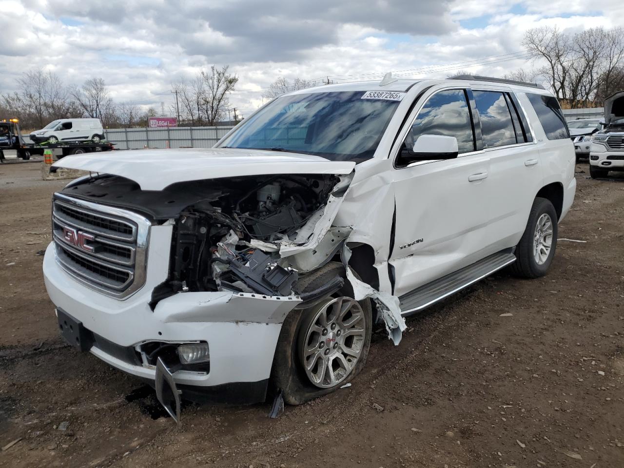 GMC YUKON SLE 2015