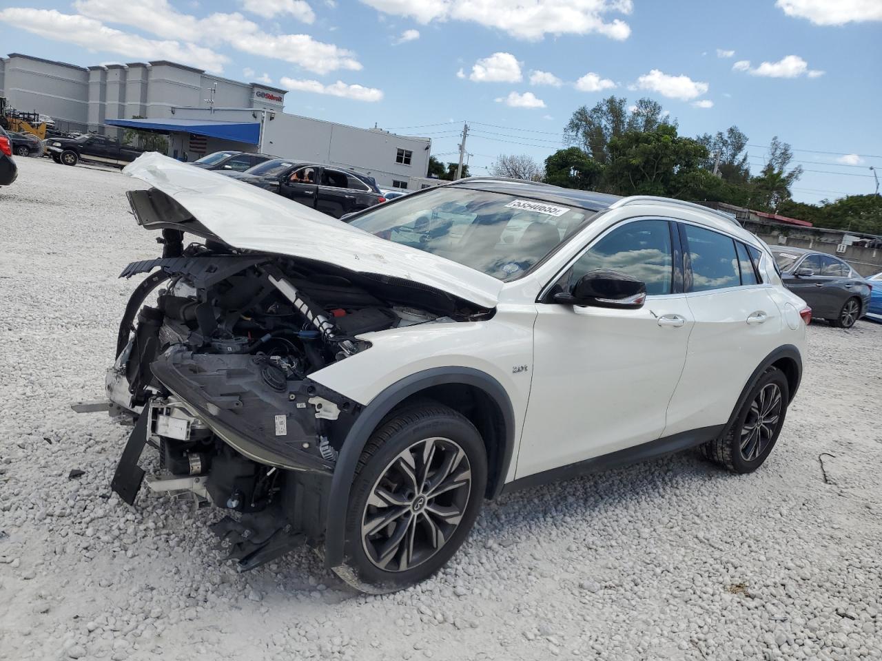 INFINITI QX30 BASE 2019