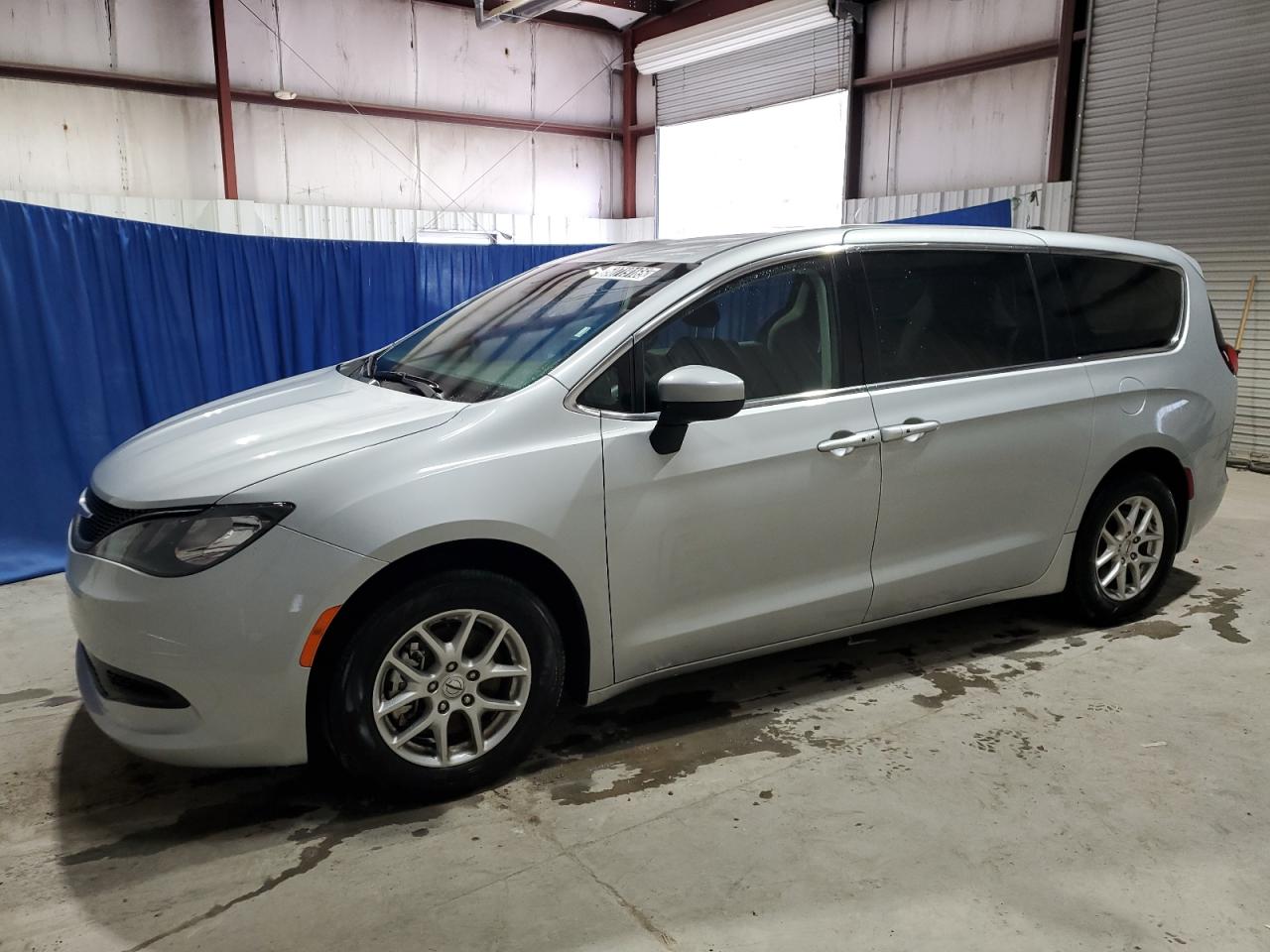 CHRYSLER VOYAGER LX 2023