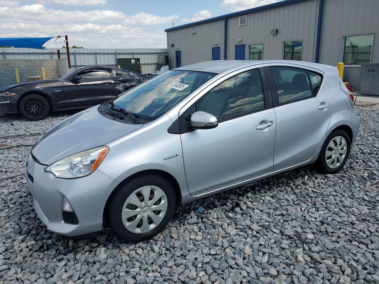 TOYOTA PRIUS C 2014