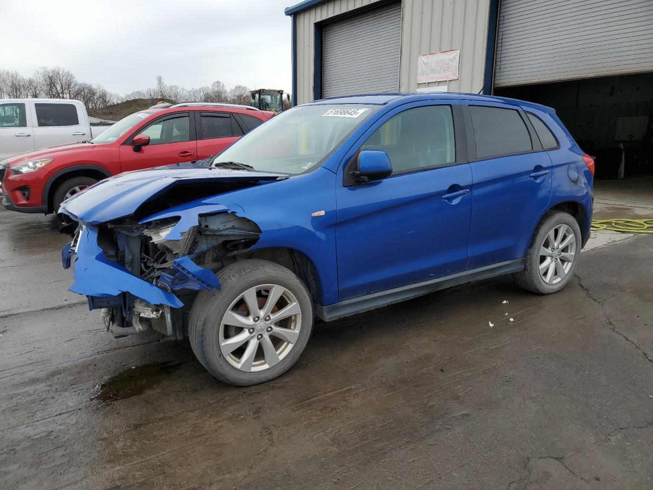 MITSUBISHI OUTLANDER 2015