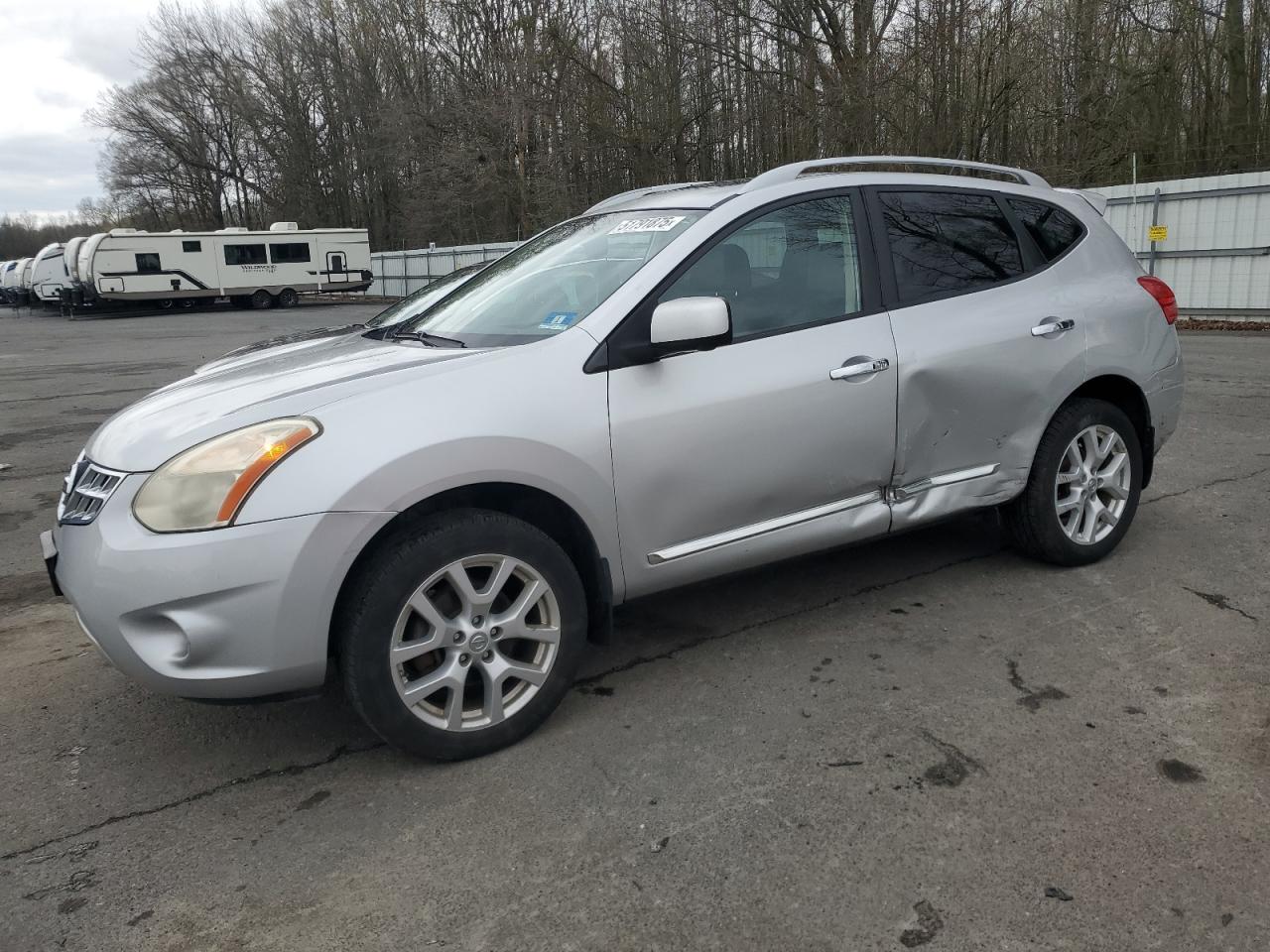 NISSAN ROGUE S 2012
