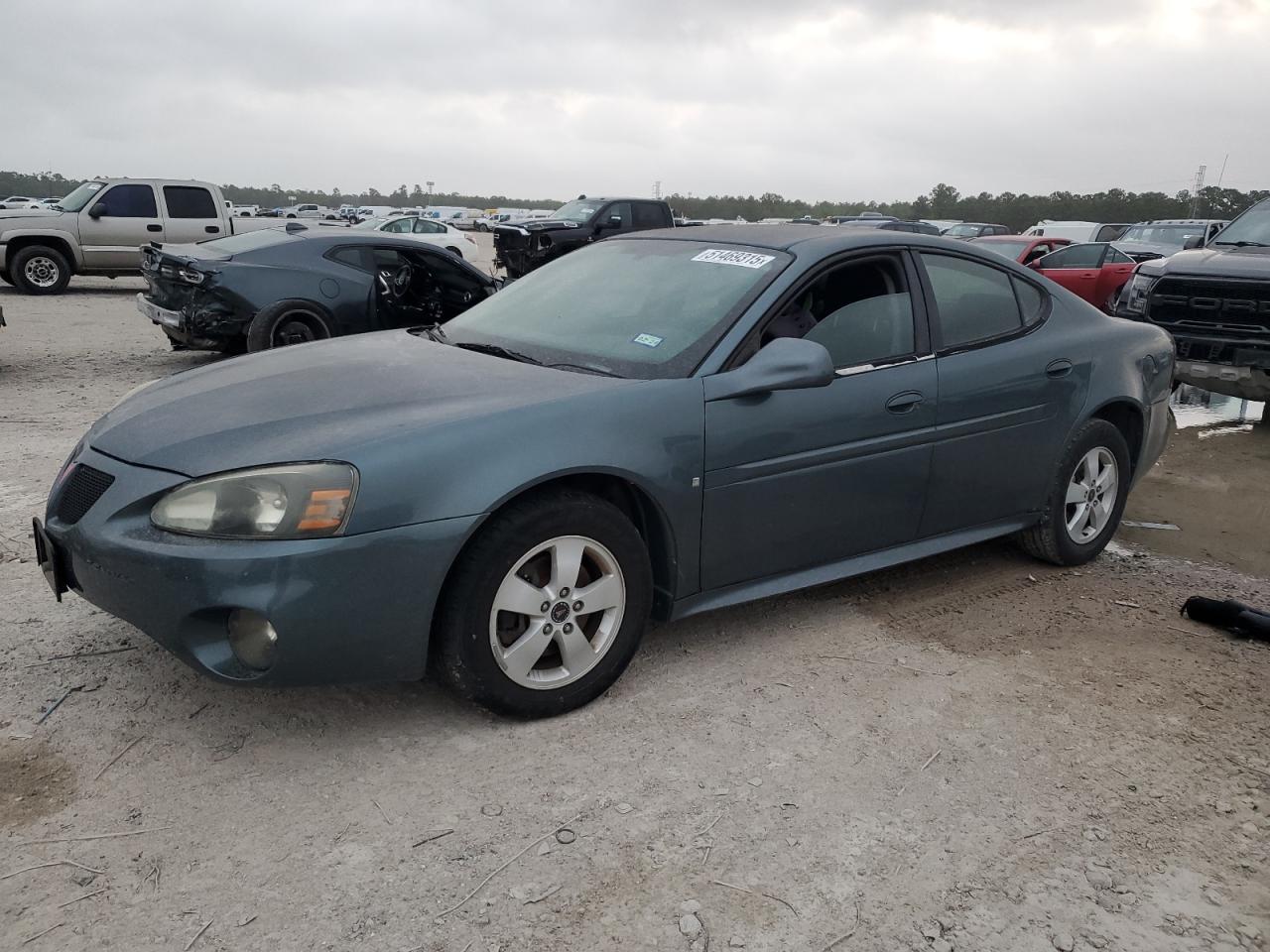 PONTIAC GRAND PRIX 2006