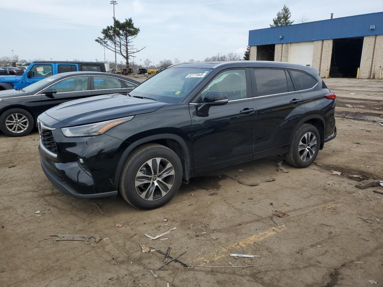 TOYOTA HIGHLANDER 2023