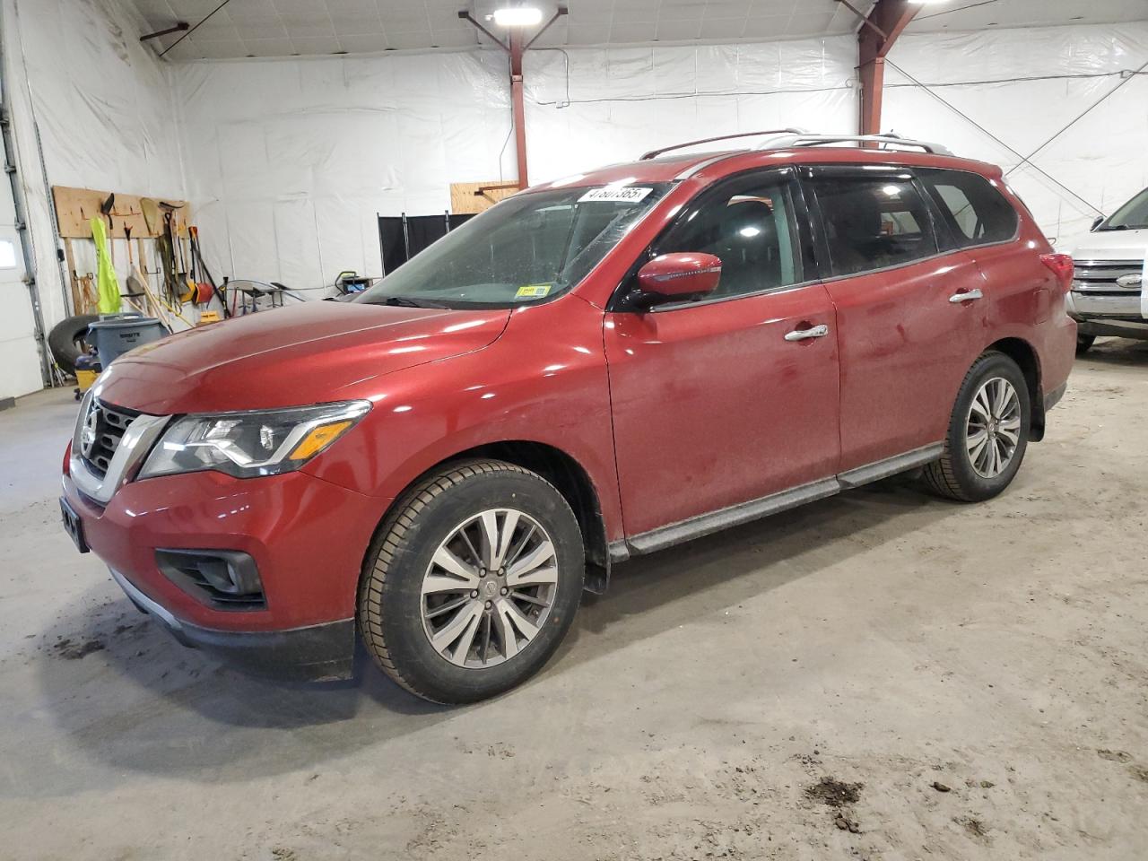NISSAN PATHFINDER 2017
