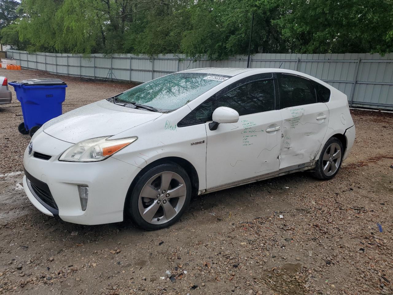 TOYOTA PRIUS 2013