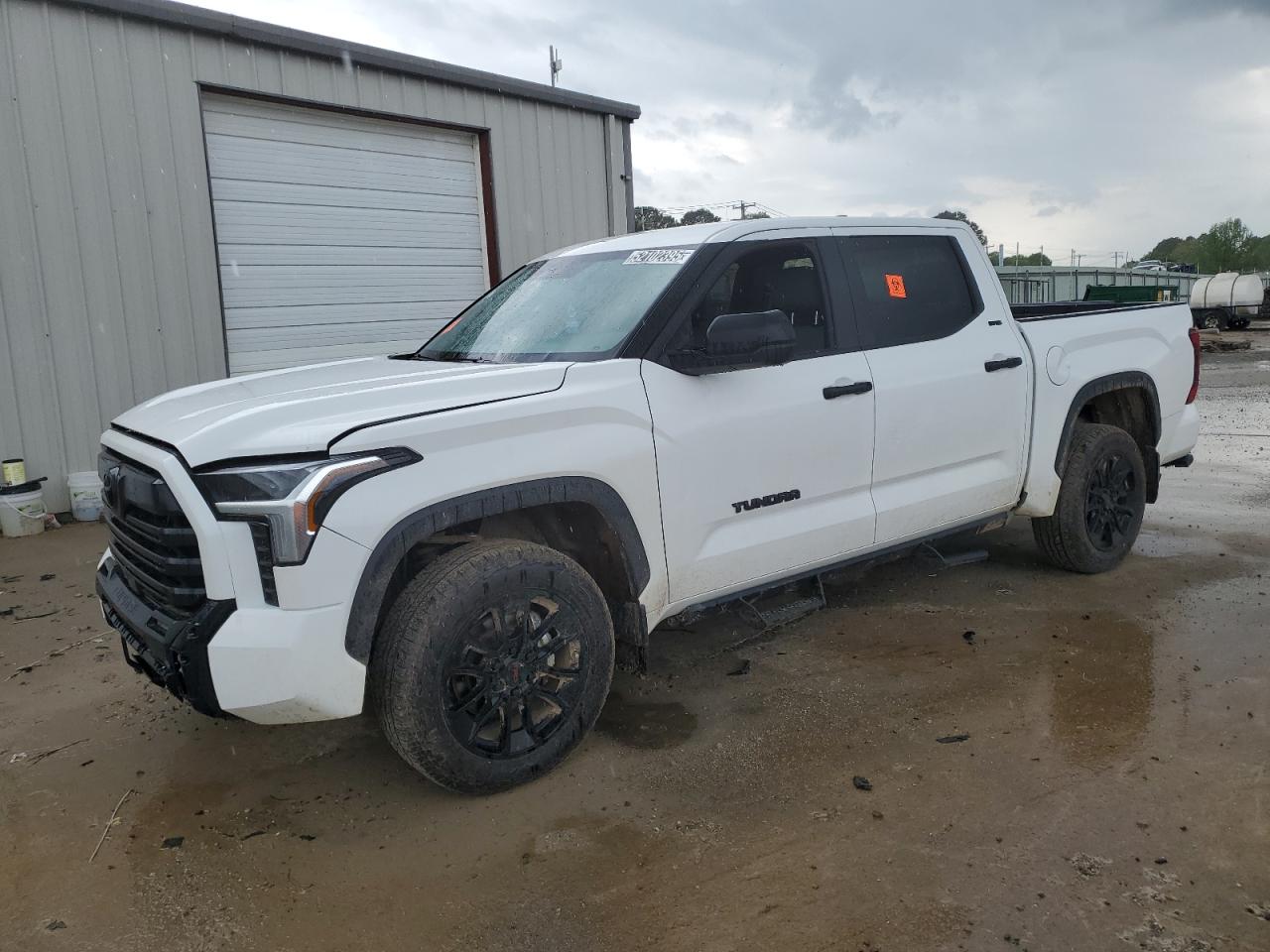 TOYOTA TUNDRA CRE 2025
