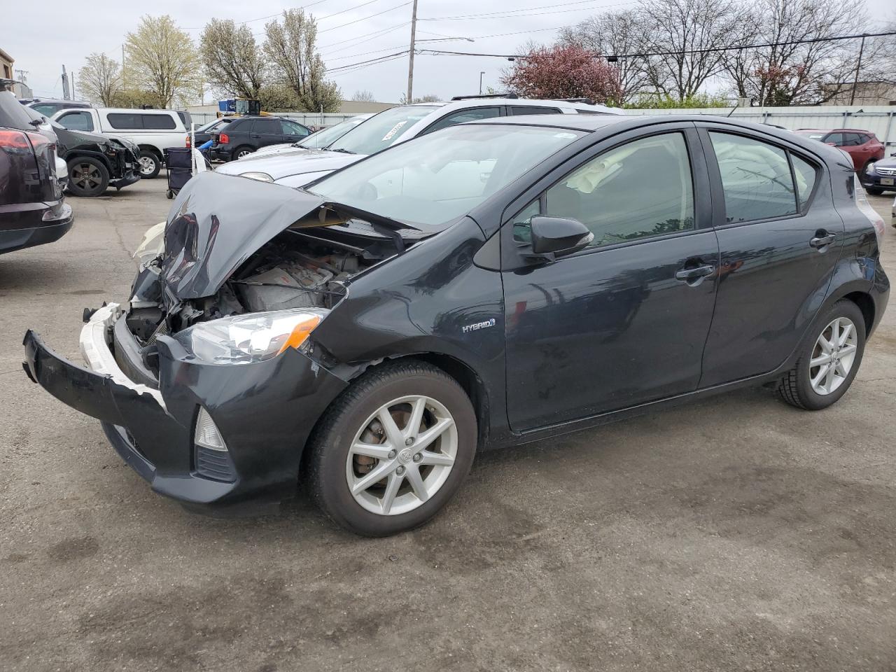 TOYOTA PRIUS C 2012