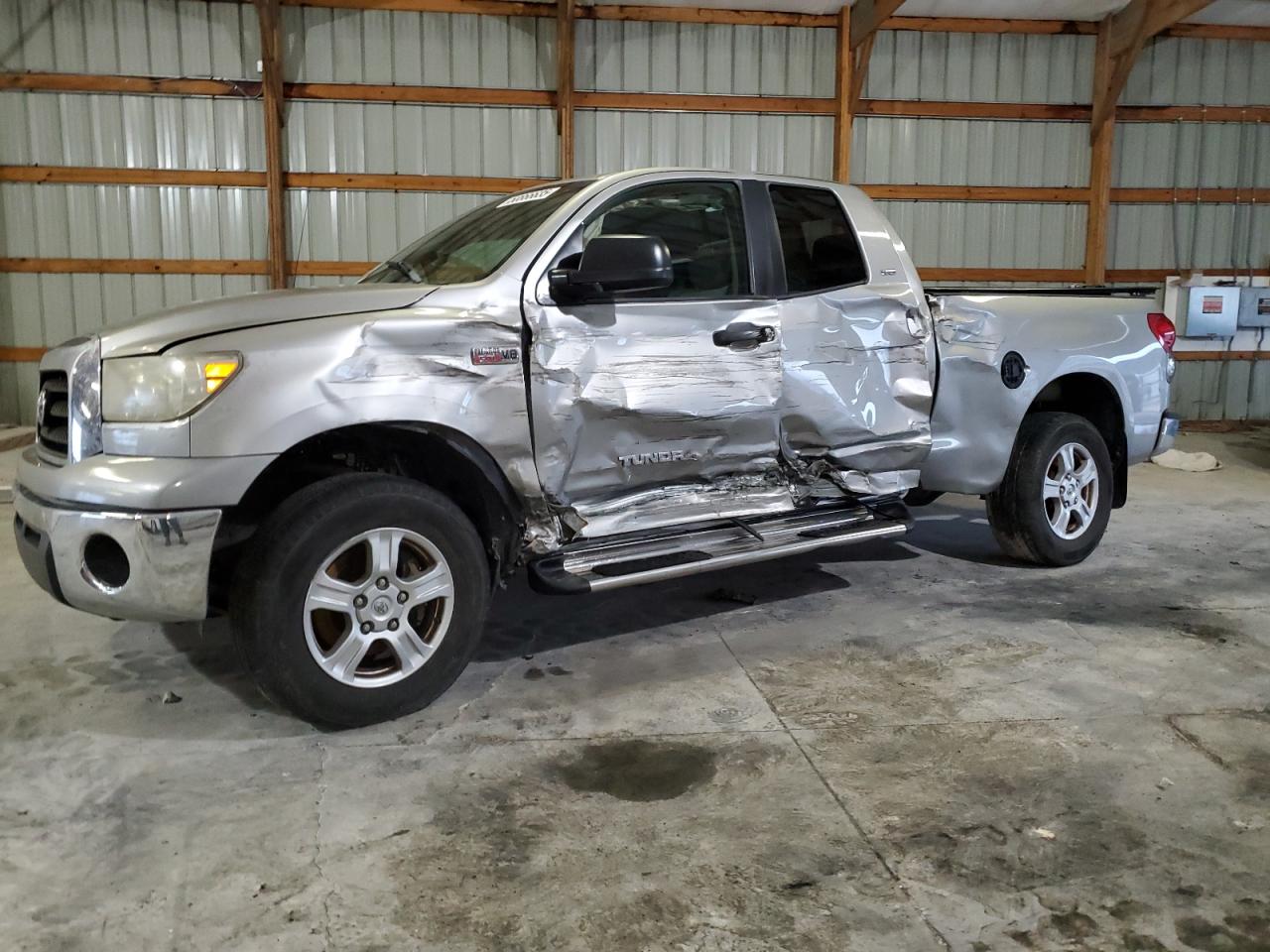 TOYOTA TUNDRA DOU 2007