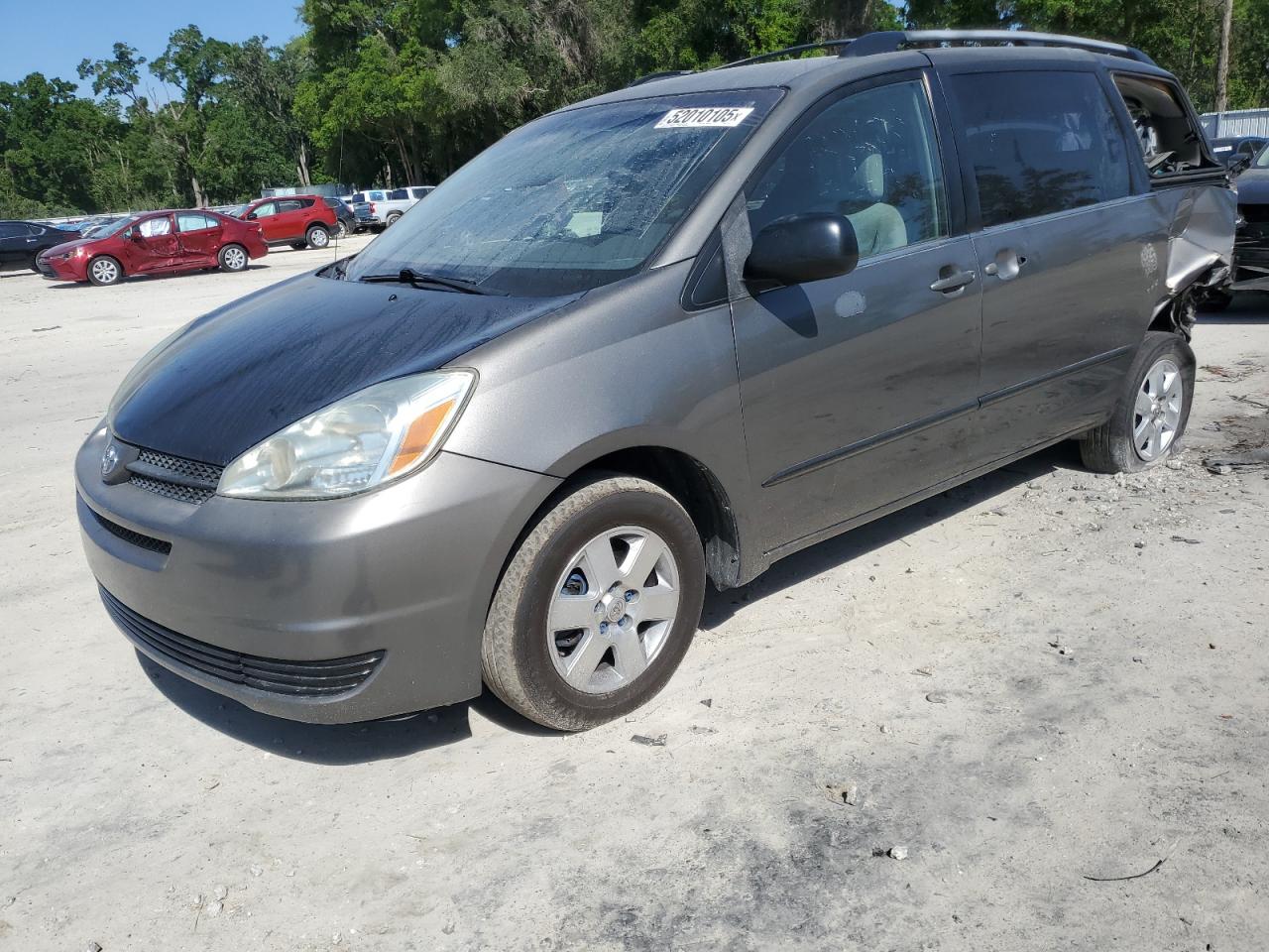 TOYOTA SIENNA CE 2004