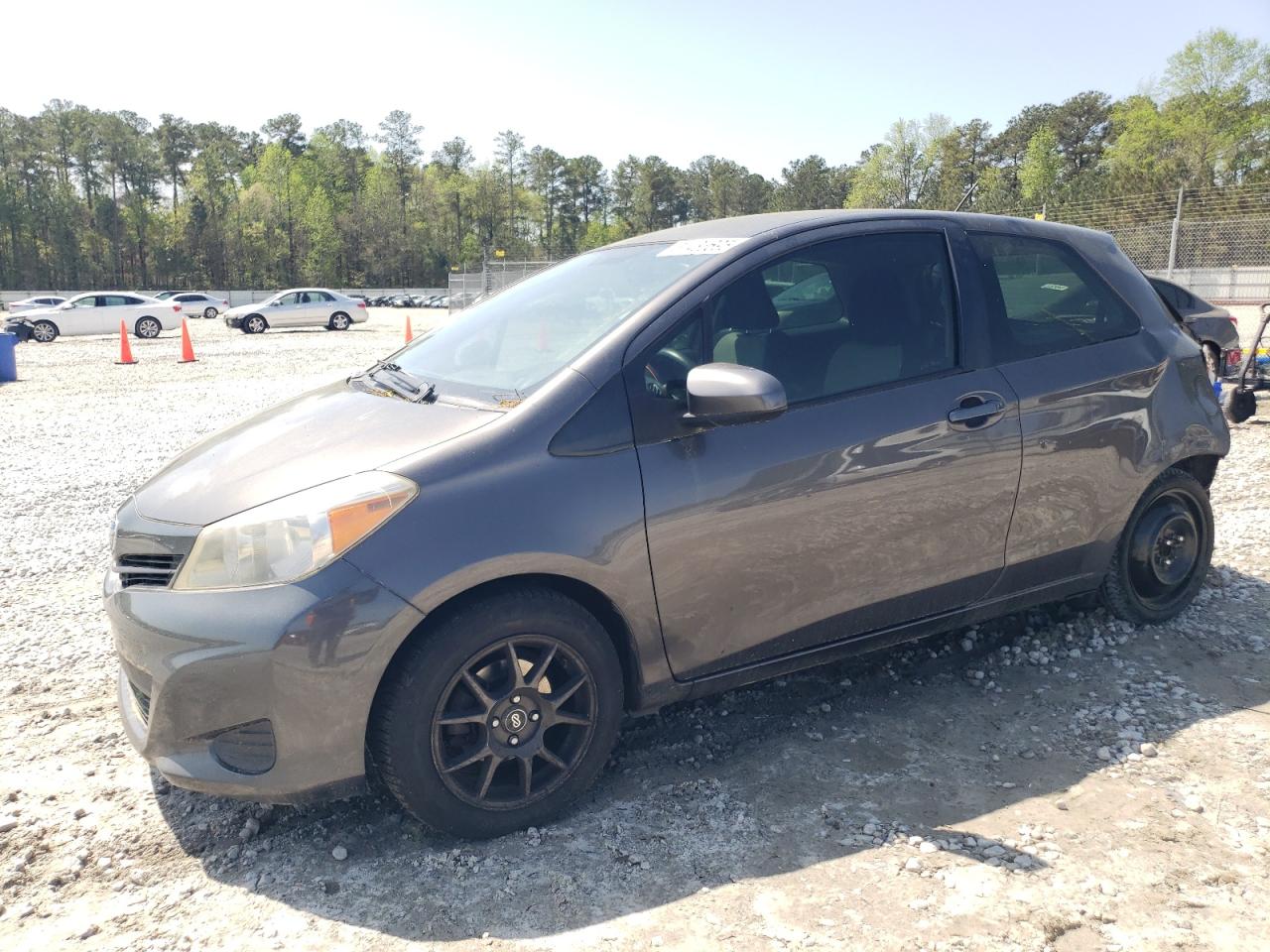 TOYOTA YARIS 2012