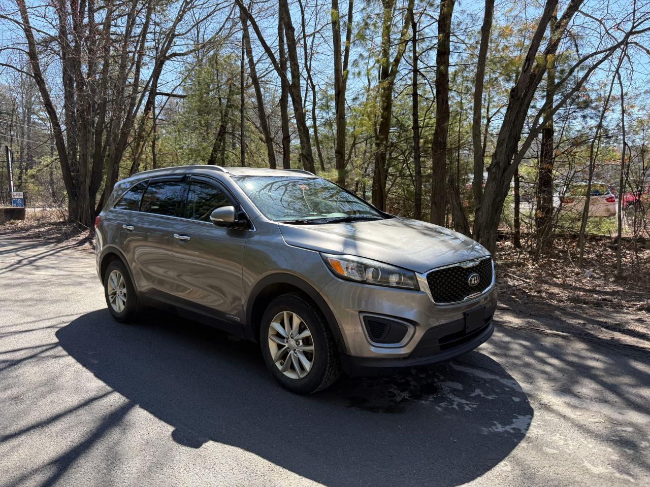 KIA SORENTO LX 2016