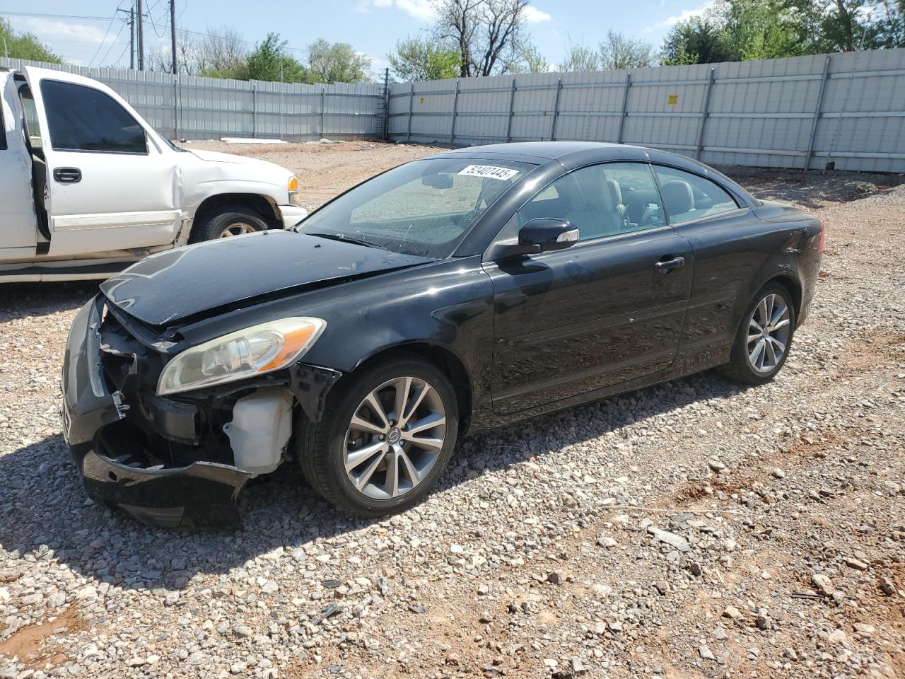 VOLVO C70 T5 2011