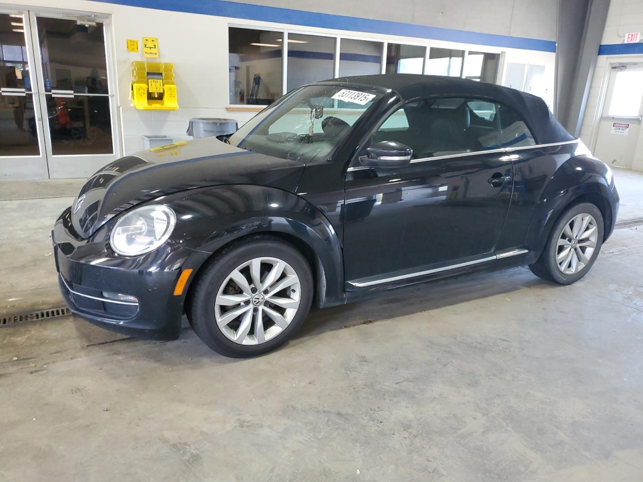 VOLKSWAGEN BEETLE 2014