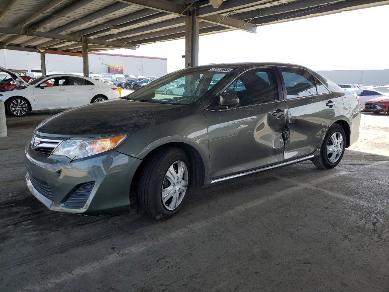TOYOTA CAMRY BASE 2012