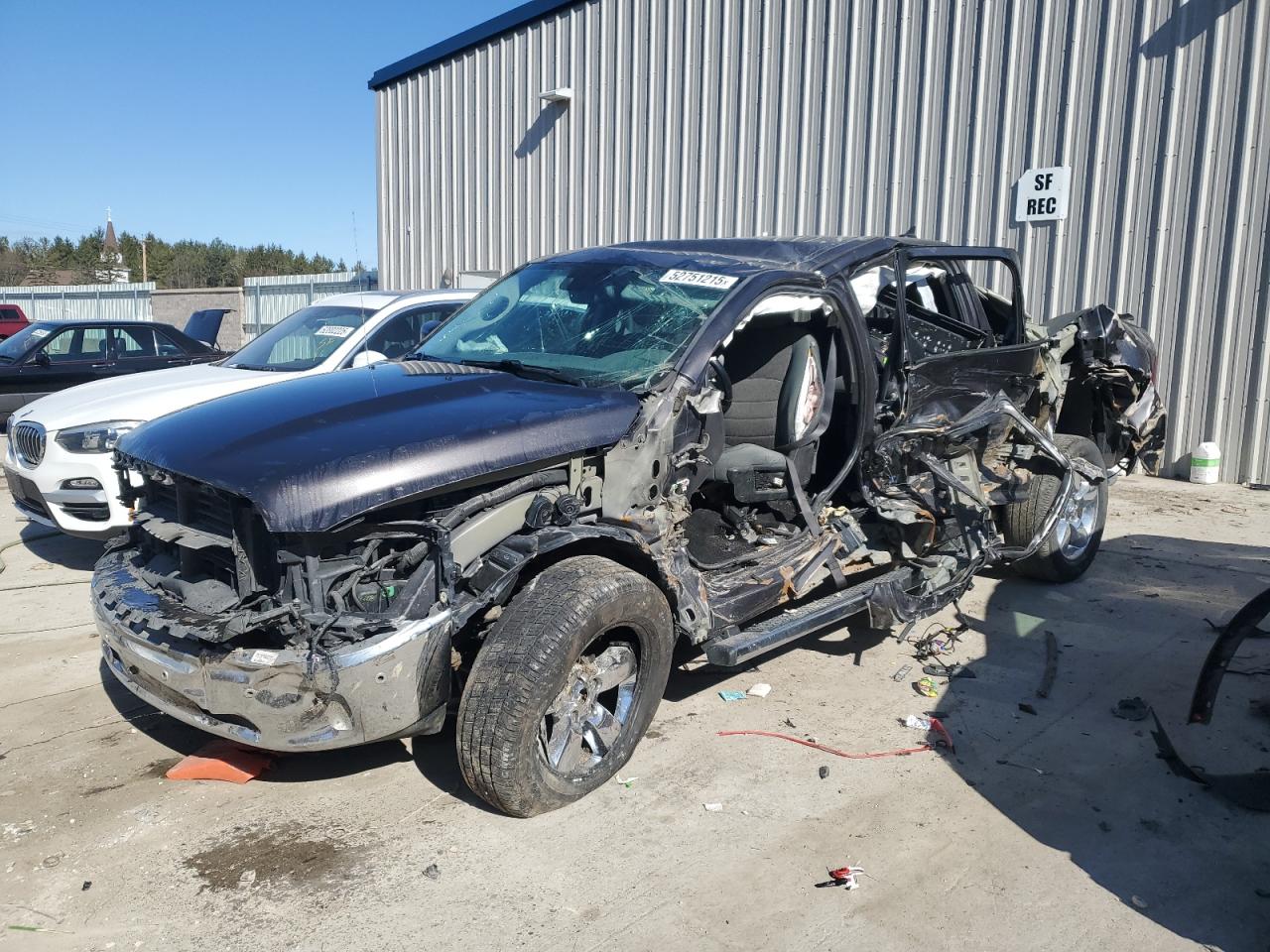 RAM 1500 SLT 2017