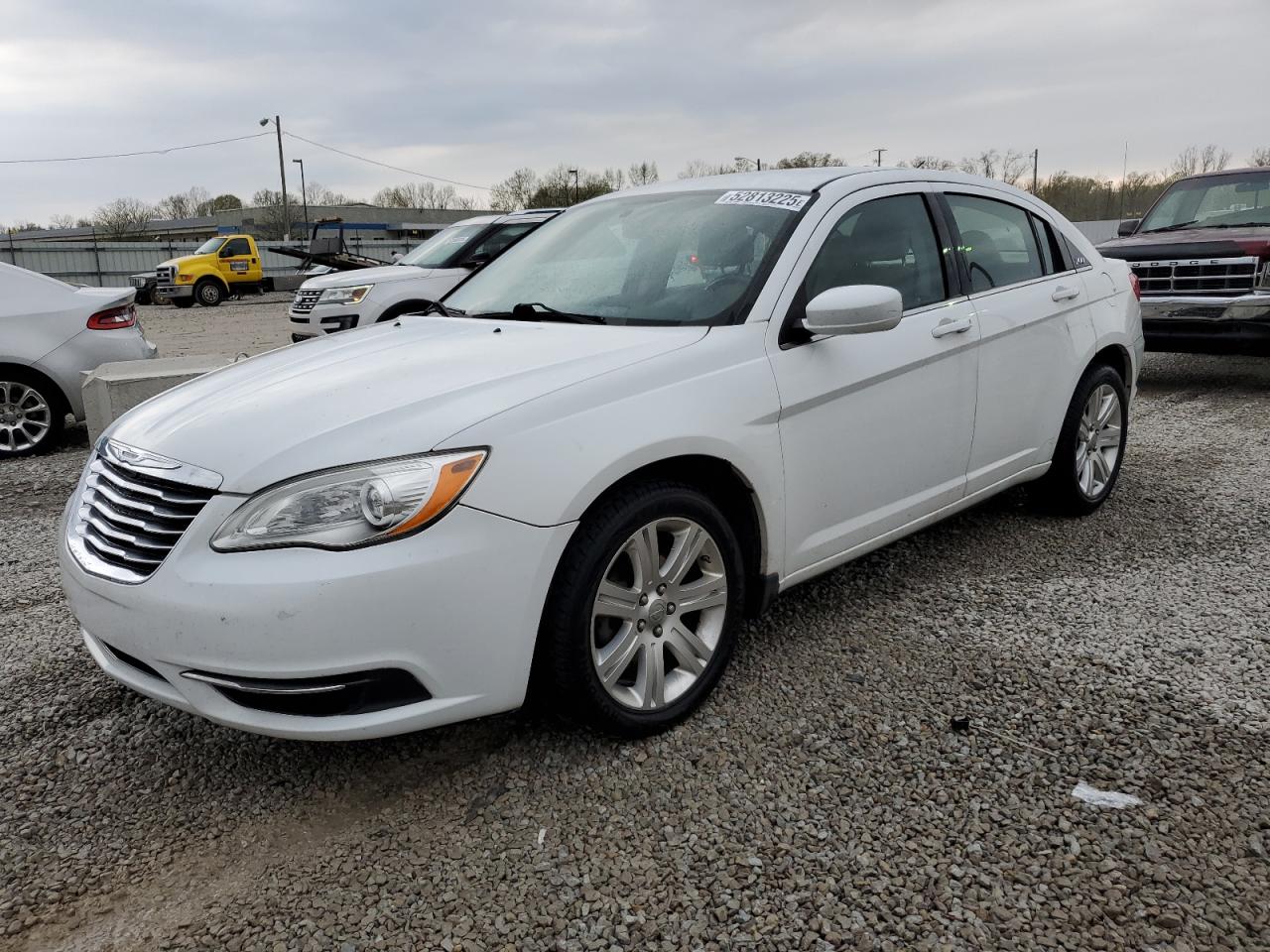 CHRYSLER 200 TOURIN 2013