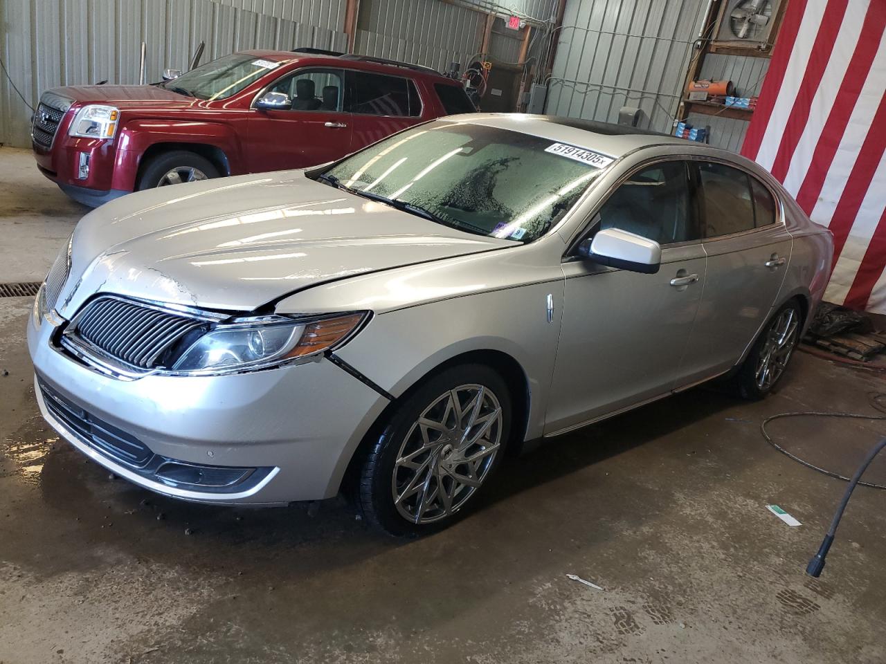 LINCOLN MKS 2013