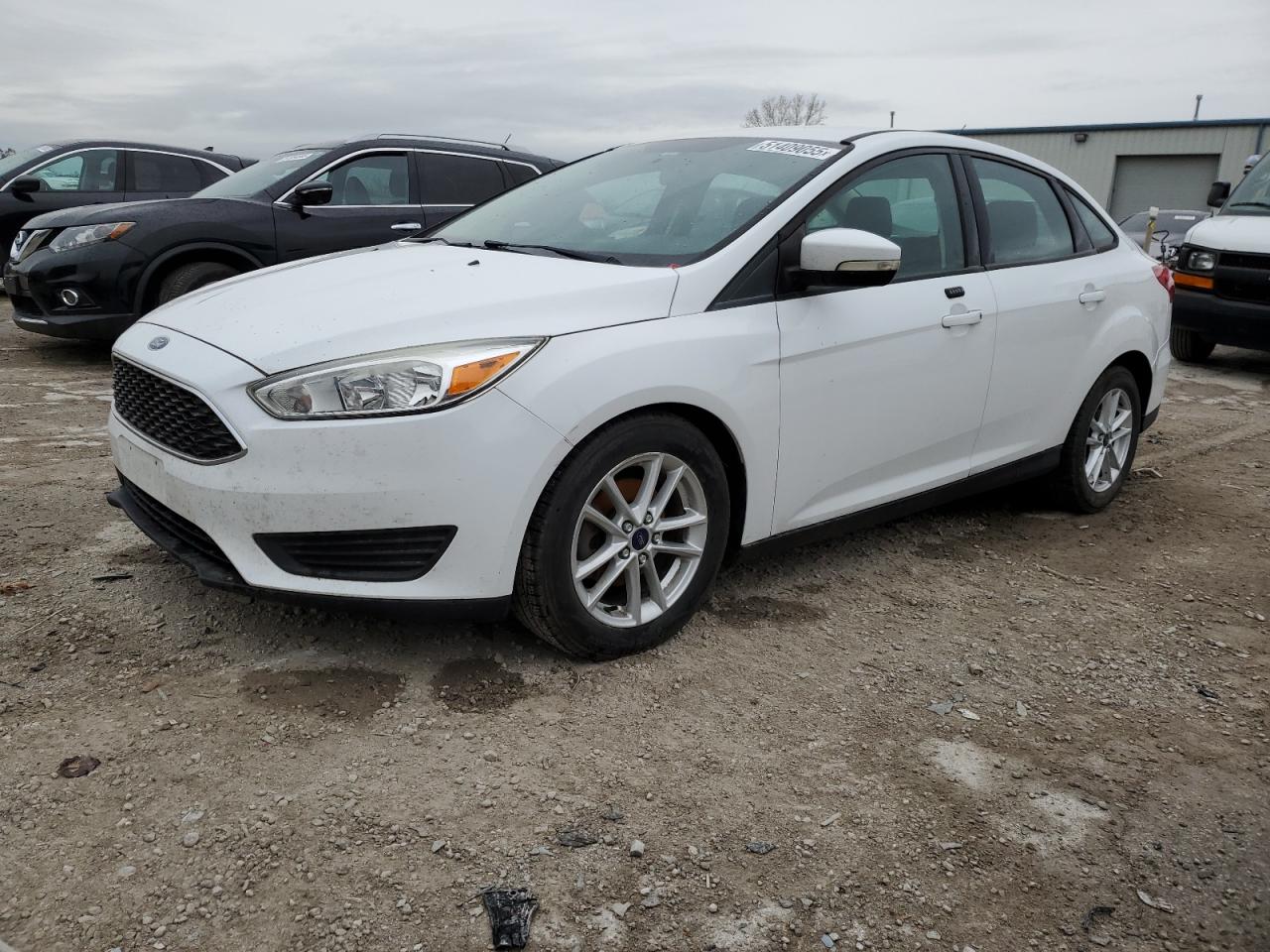 FORD FOCUS SE 2016