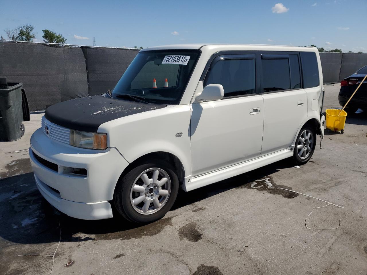 TOYOTA SCION XB 2005